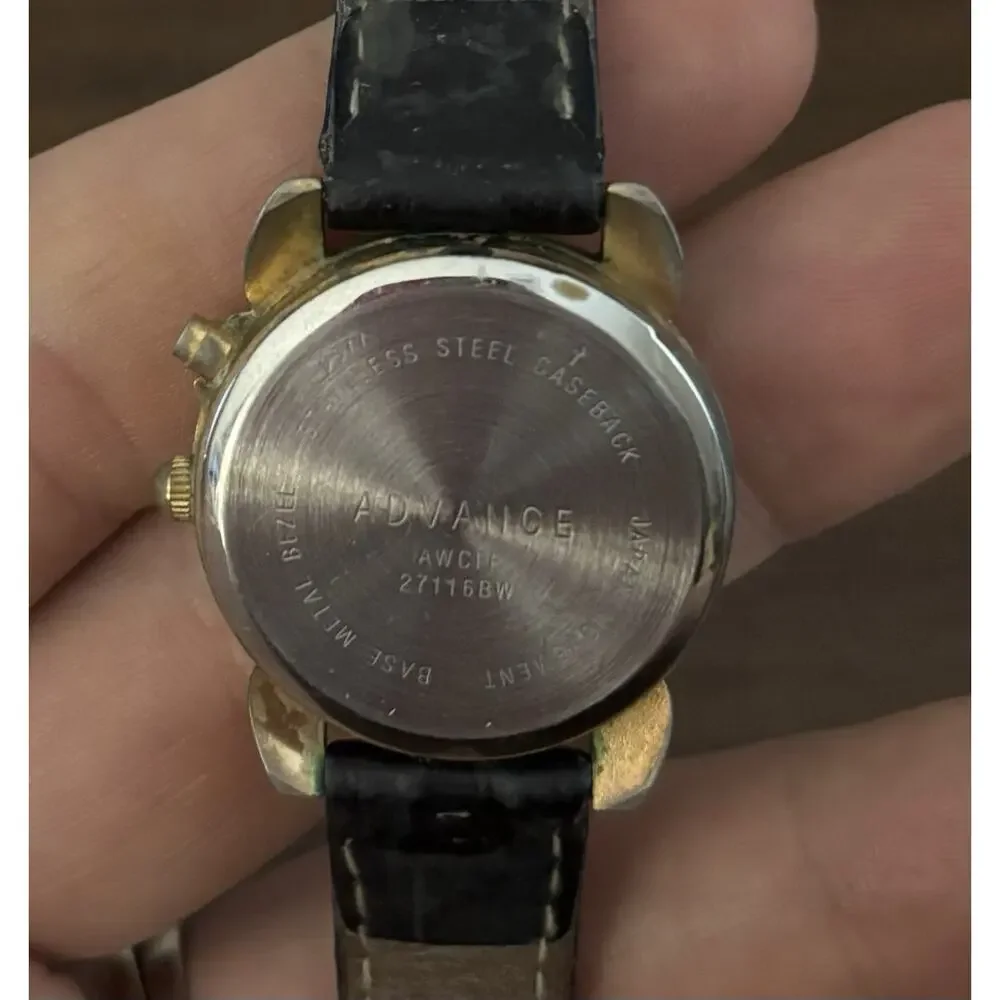 Vintage Advance Night Light Quartz Wrist Watch Black Leather Band AWCIF Japan